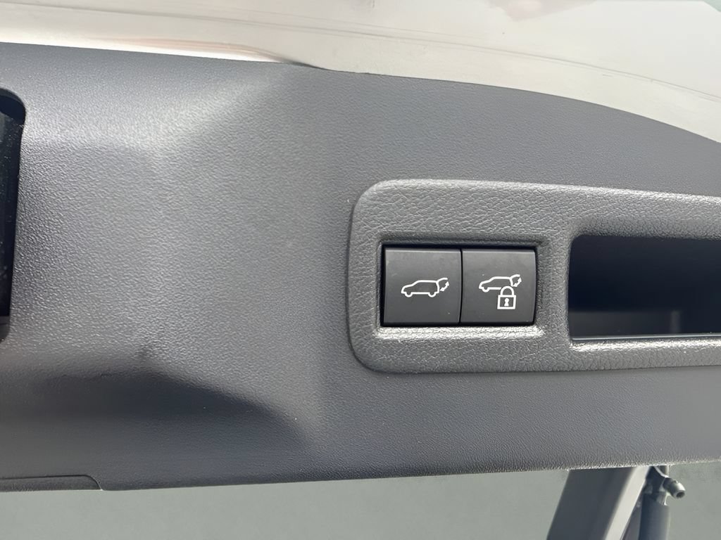 Used 2023 Toyota bZ4X AWD w/ Weather Package image 28