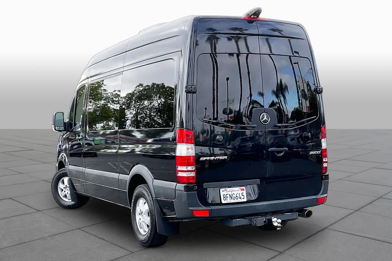Used 2018 Mercedes-Benz Sprinter 2500 image 11