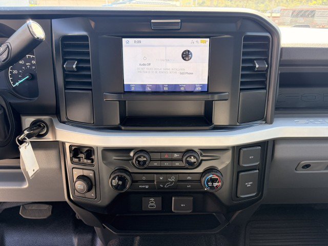 New 2027 Ford F450 XL w/ XL Chrome Package AWD/4WD image 17