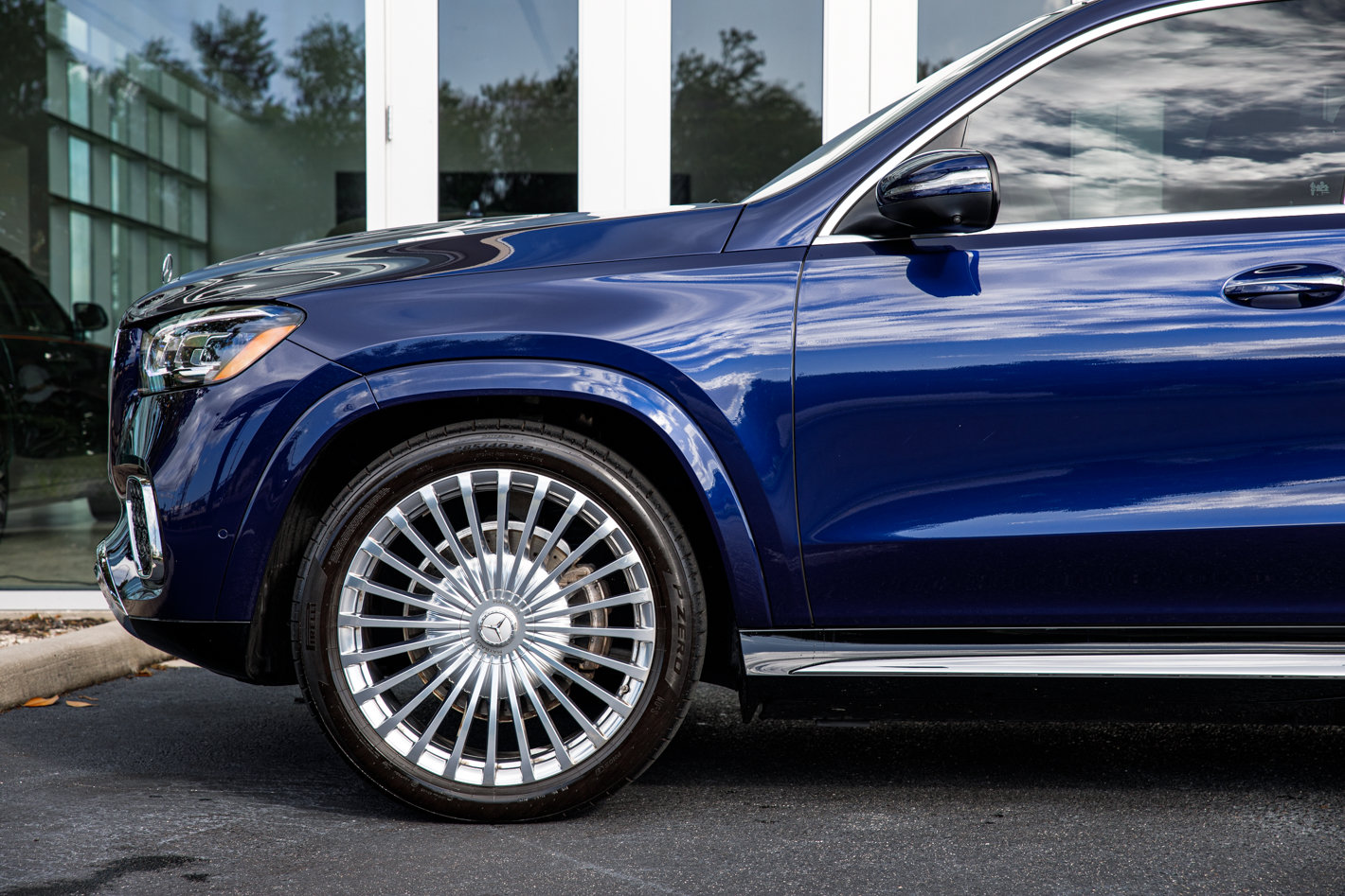 Used 2026 Mercedes-Benz Maybach GLS 600 4MATIC image 7
