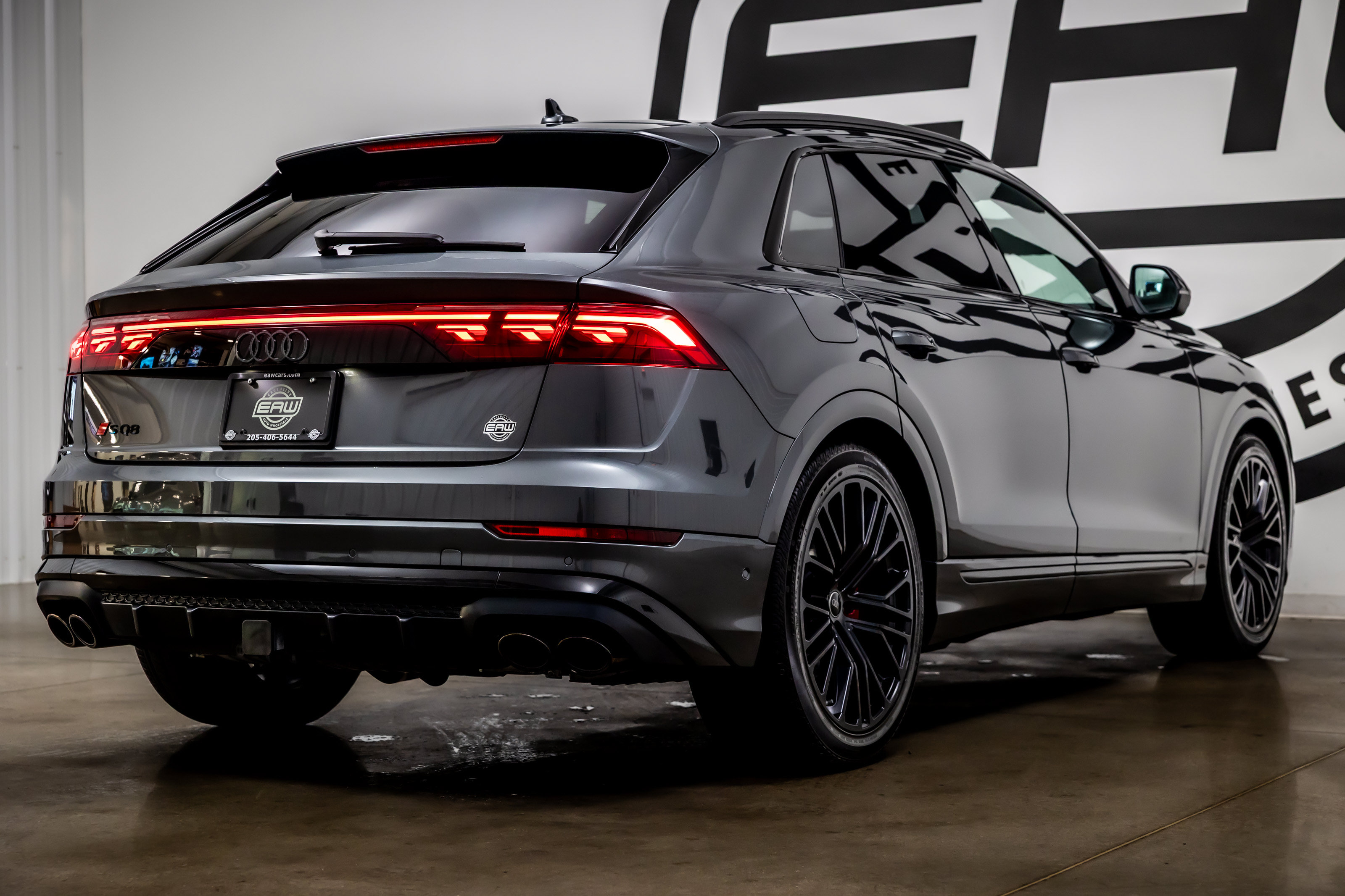 Used 2026 Audi SQ8 Prestige AWD/4WD image 31
