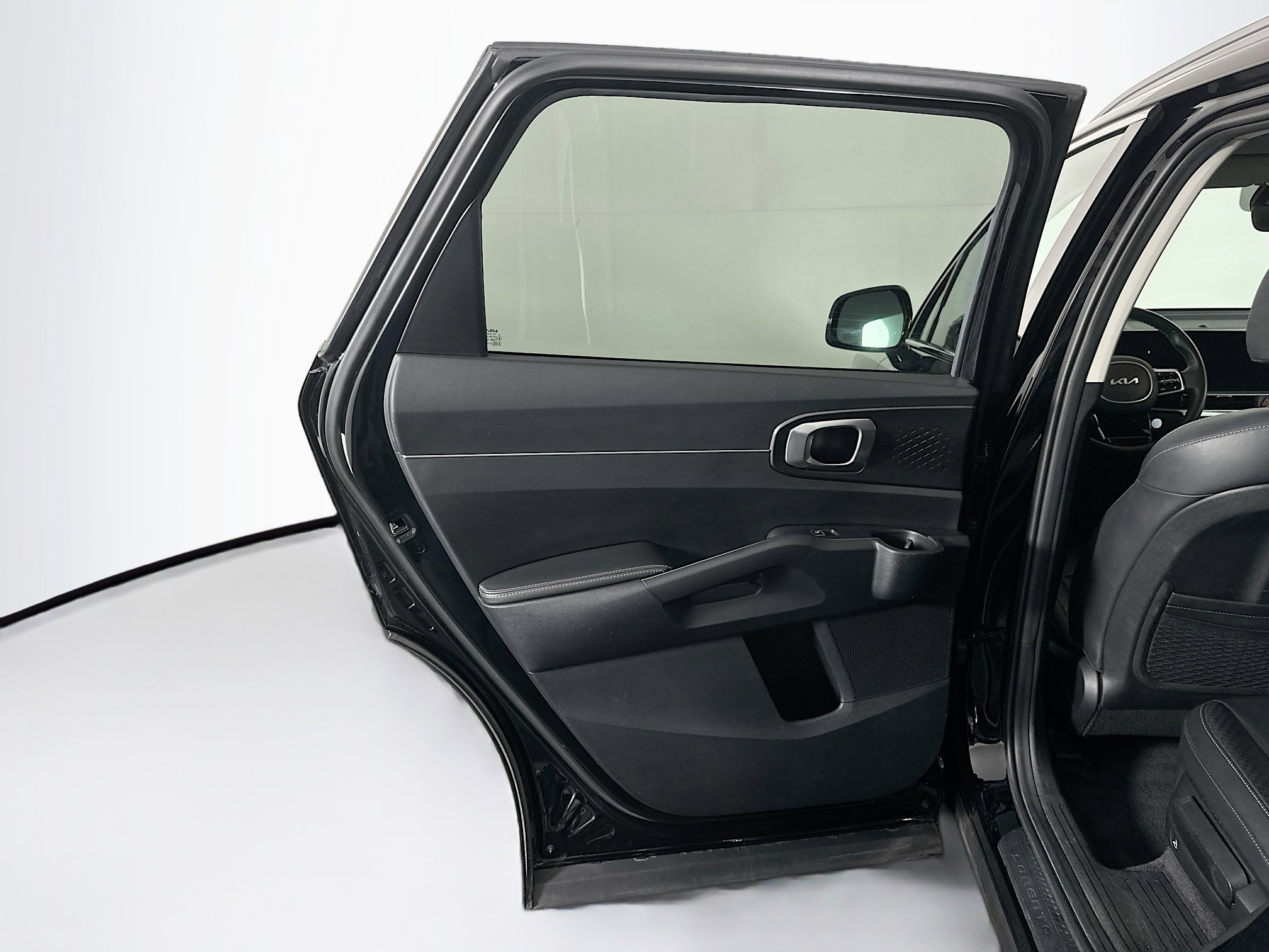 Used 2024 Kia Sorento S image 26