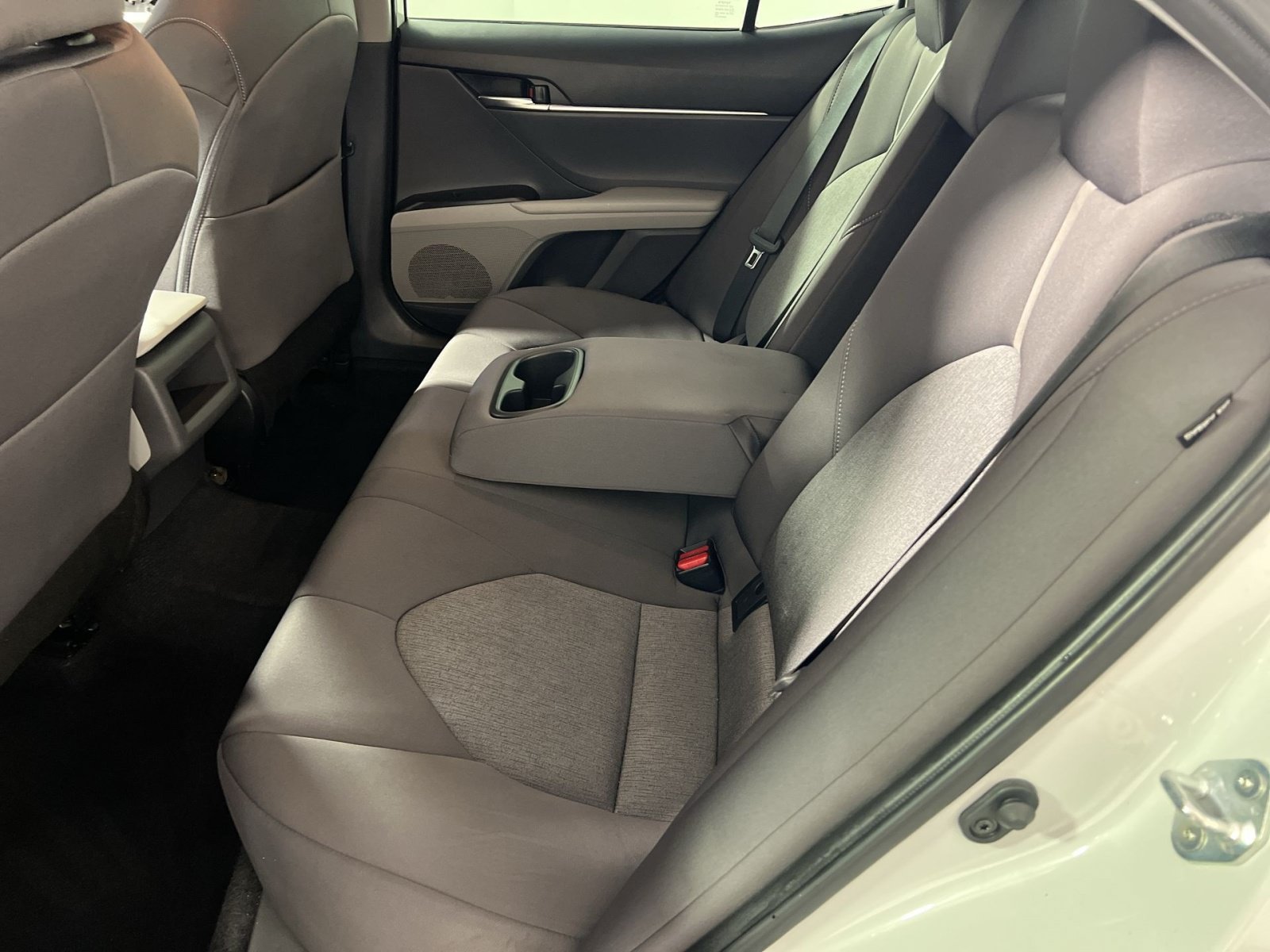 Used 2024 Toyota Camry LE w/ Convenience Package FWD image 23