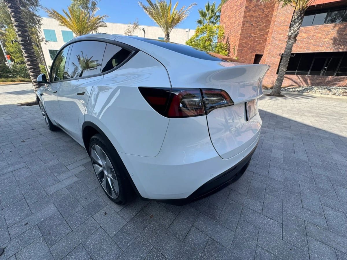 Used 2023 Tesla Model Y Long Range AWD/4WD image 7