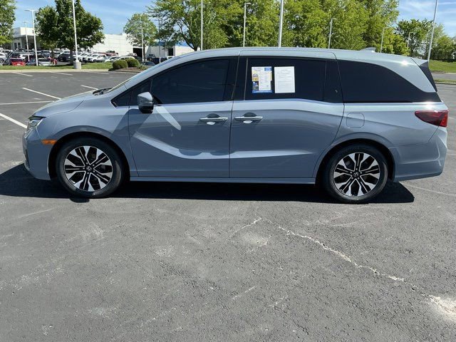 Used 2025 Honda Odyssey Elite image 9