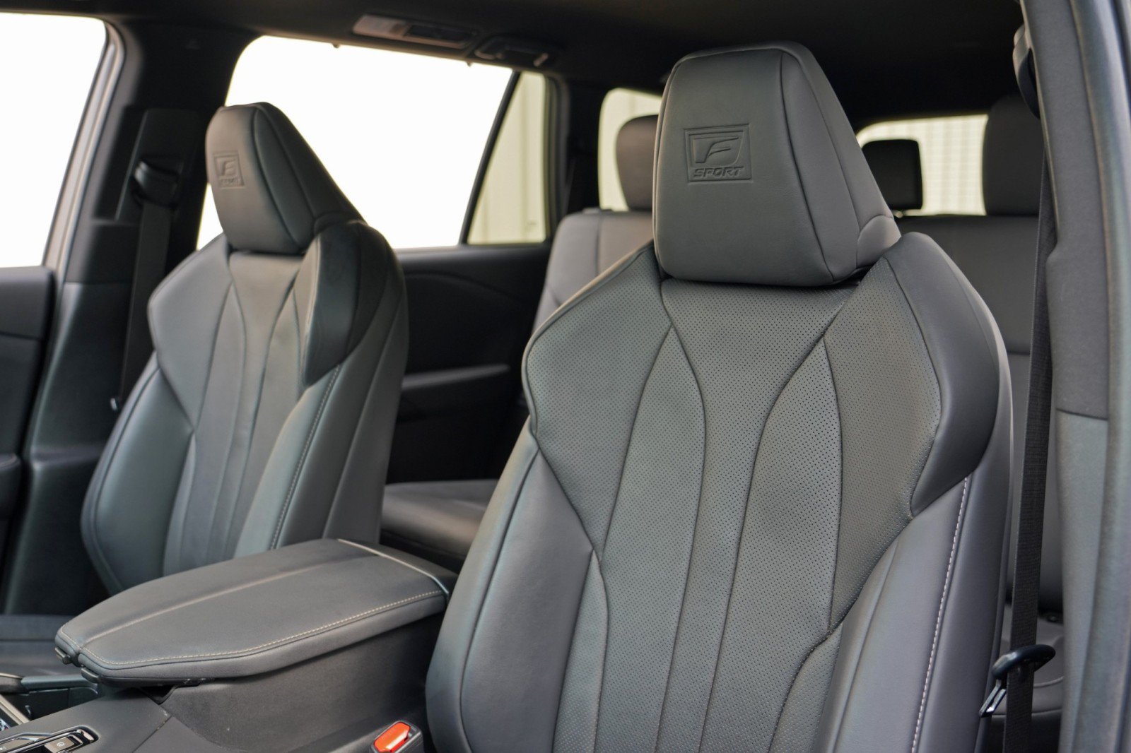 Used 2024 Lexus TX 500h AWD image 42