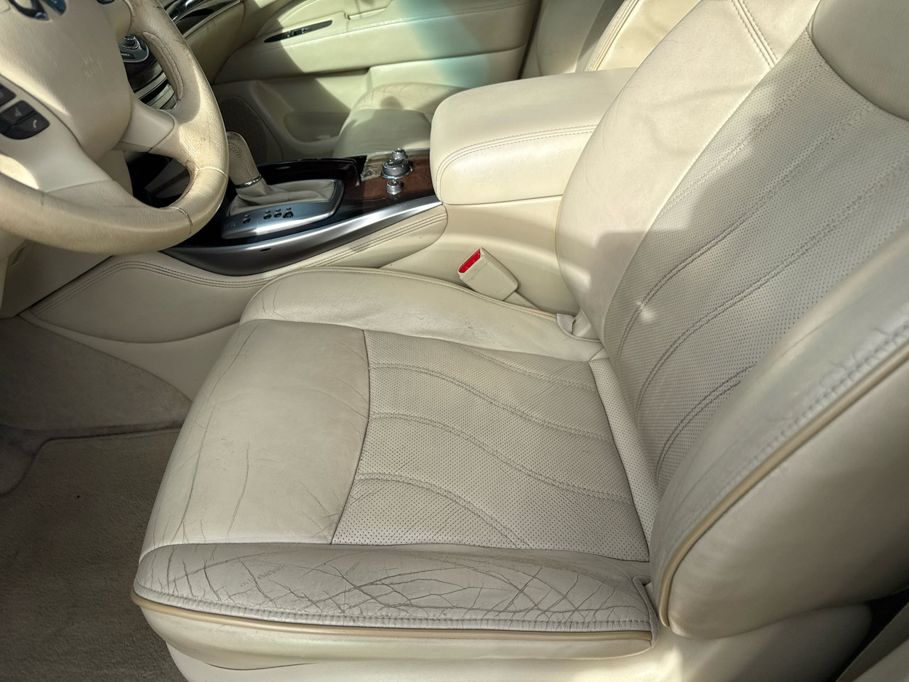 Used 2013 INFINITI JX35 AWD w/ Premium Pkg image 12