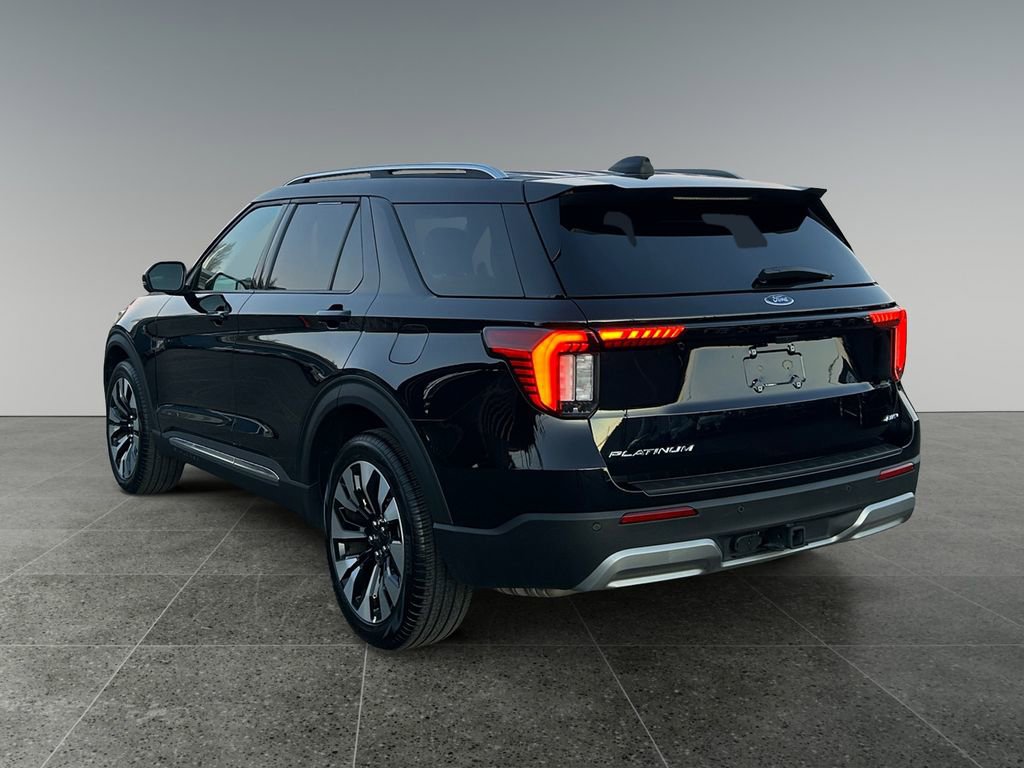 Used 2025 Ford Explorer Platinum w/ LUX Leather Package AWD/4WD image 5