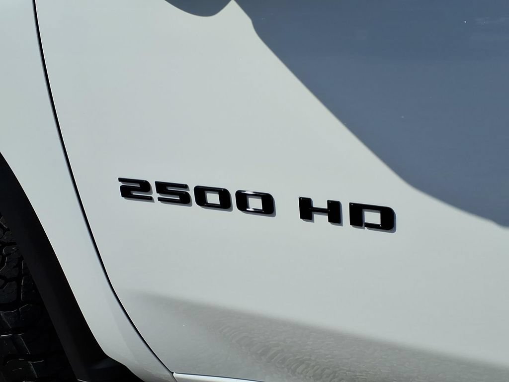 New 2026 Chevrolet Silverado 2500 LTZ w/ LTZ Plus Package AWD/4WD image 9