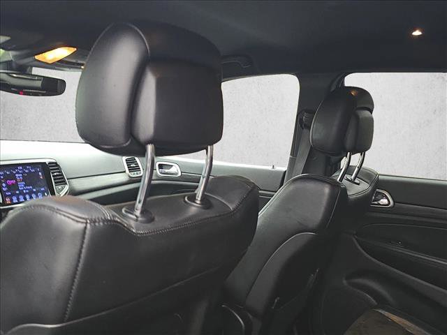 Used 2019 Jeep Grand Cherokee Altitude image 15
