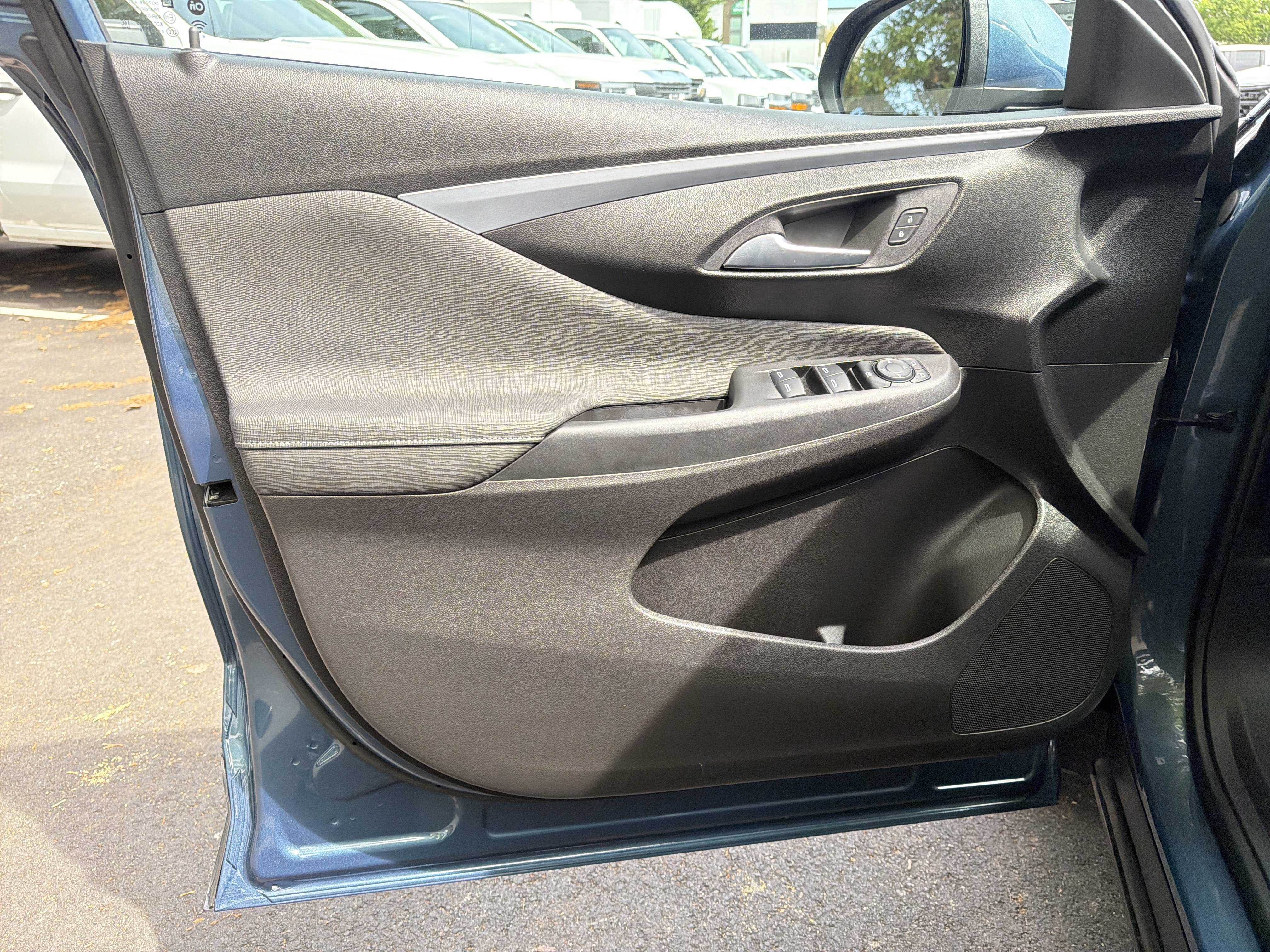 Used 2024 Buick Envista Preferred w/ Convenience I Package image 14