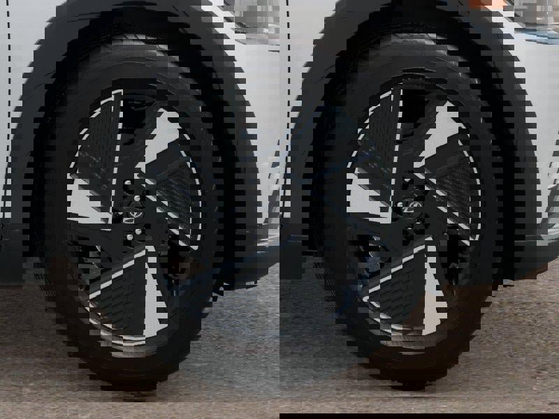 New 2026 Hyundai Ioniq 5 SE image 8