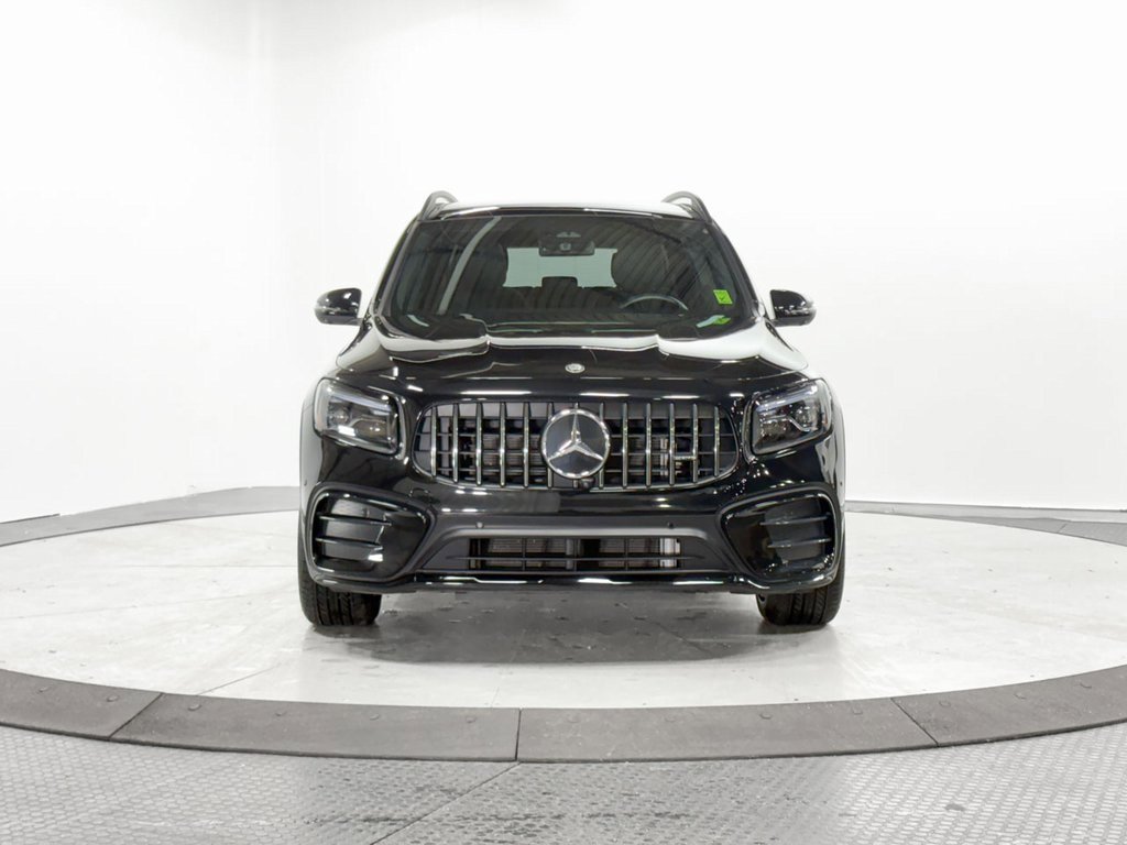 Used 2024 Mercedes-Benz GLB 35 AMG 4MATIC image 2