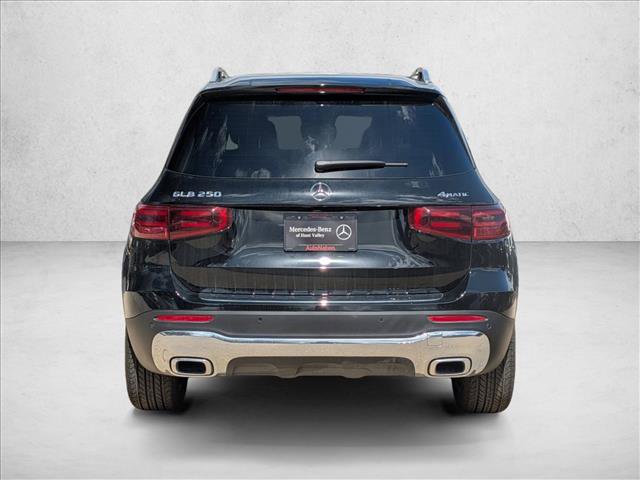 New 2026 Mercedes-Benz GLB 250 4MATIC image 8