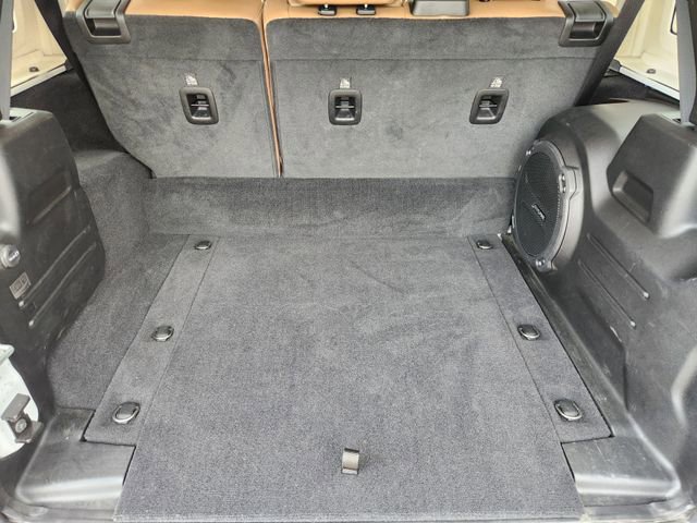 Certified 2021 Jeep Wrangler Unlimited Sahara w/ Cold Weather Group image 32