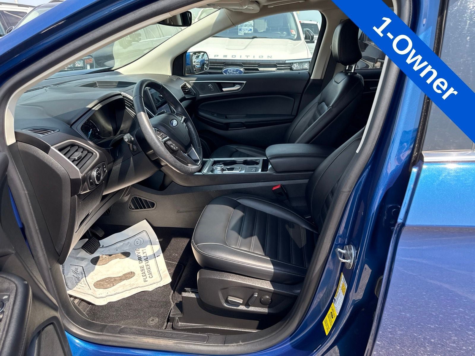 Certified 2023 Ford Edge SEL w/ Convenience Package AWD/4WD image 2