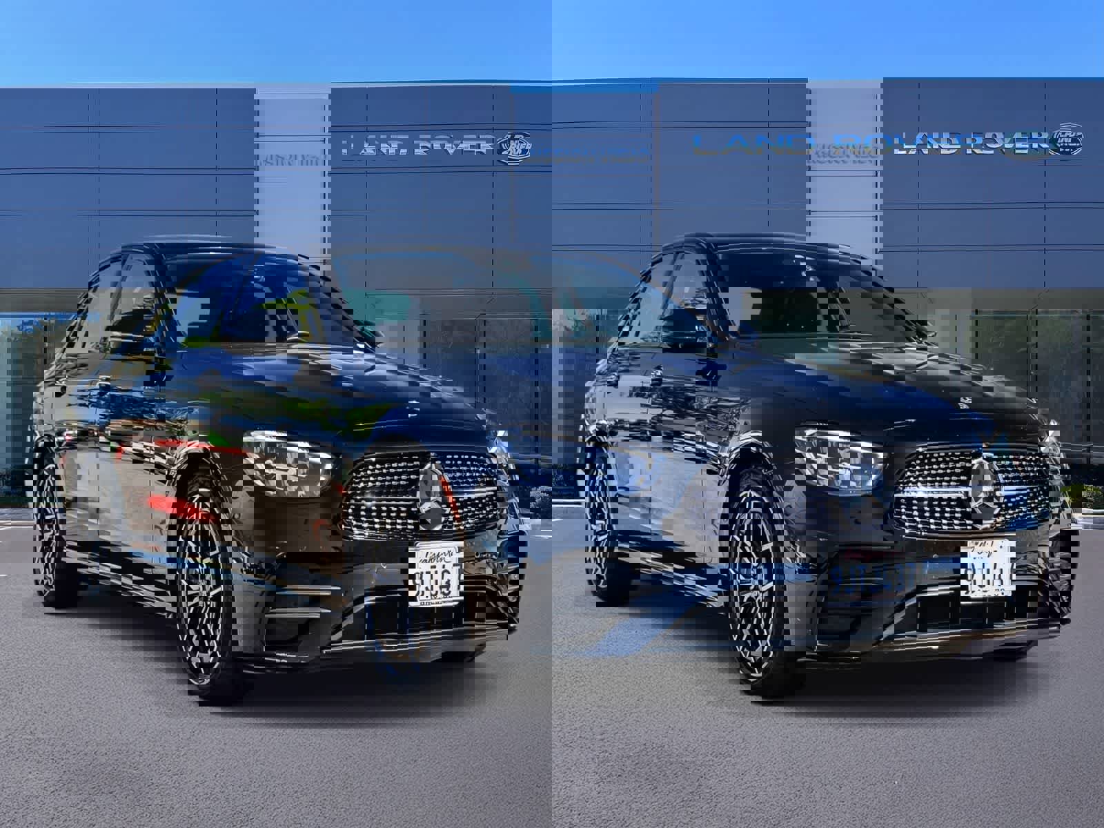 Used 2021 Mercedes-Benz E 350 Sedan image 3