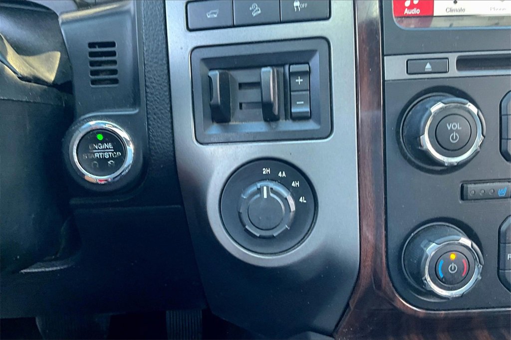 Used 2016 Ford Expedition Platinum image 15