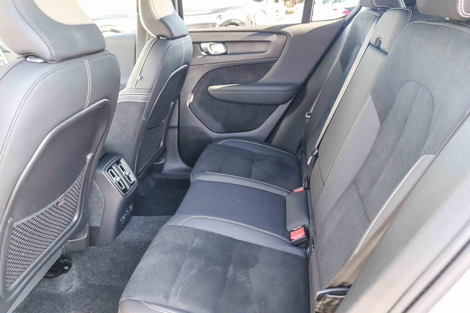 Used 2023 Volvo C40 P8 Recharge Plus w/ Climate Package AWD/4WD image 19