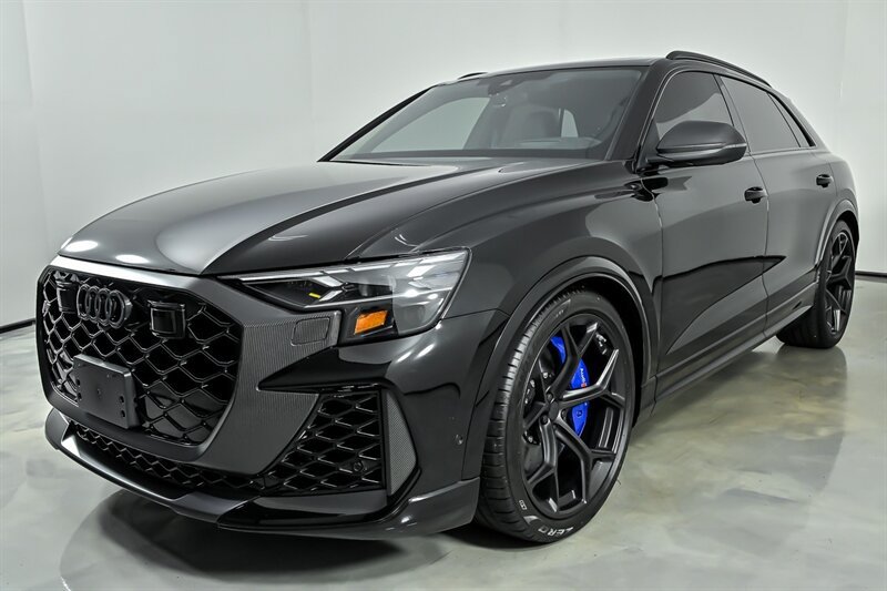 Used 2026 Audi RS Q8 performance AWD/4WD image 6