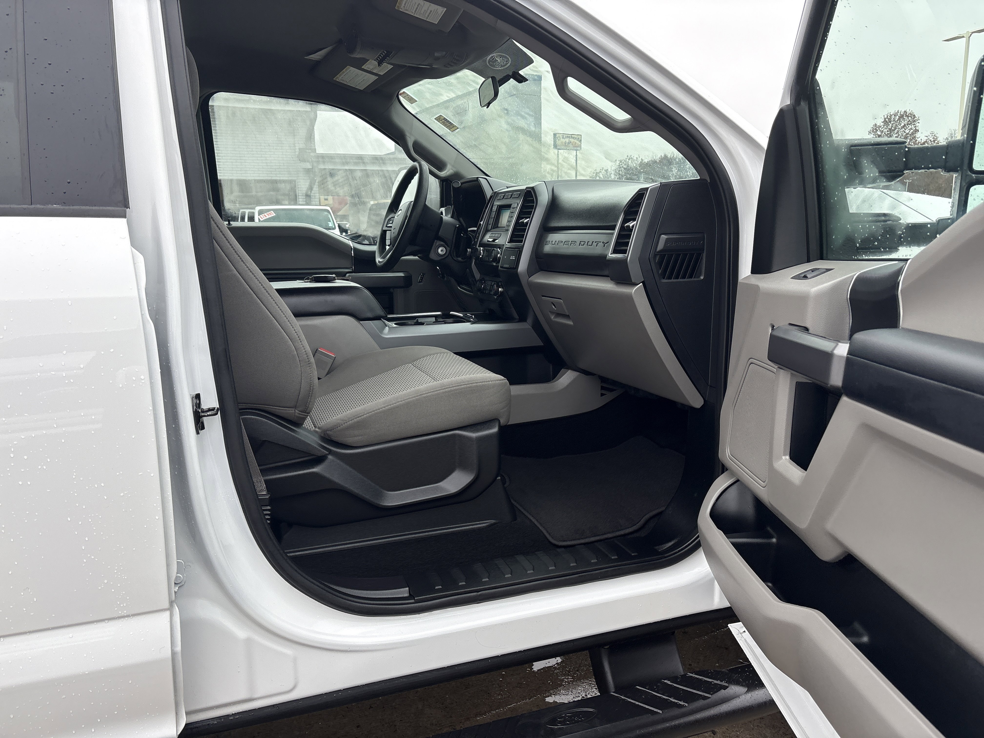 Used 2019 Ford F250 XLT w/ XLT Value Package image 10