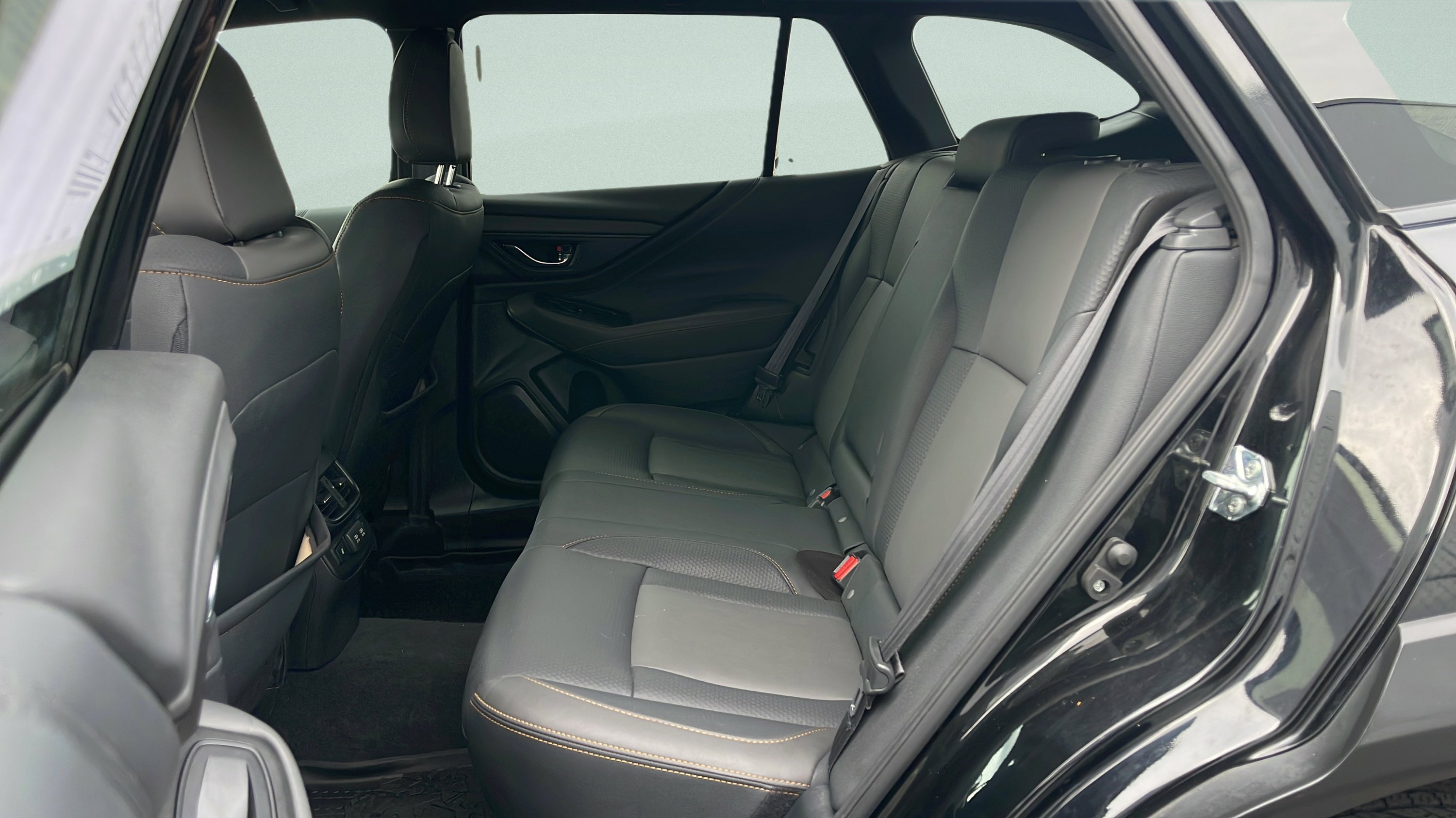 Used 2022 Subaru Outback Wilderness image 23