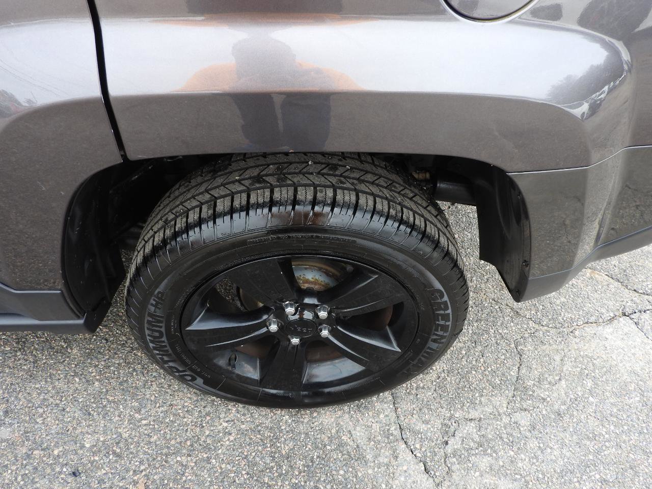 Used 2015 Jeep Patriot Sport w/ Power Value Group AWD/4WD image 14