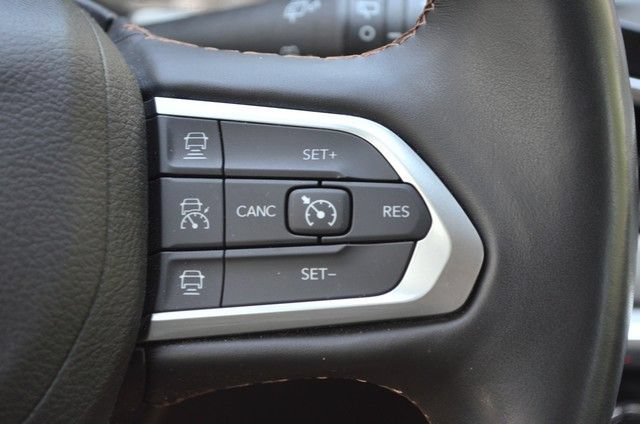Used 2022 Jeep Compass Limited AWD/4WD image 21
