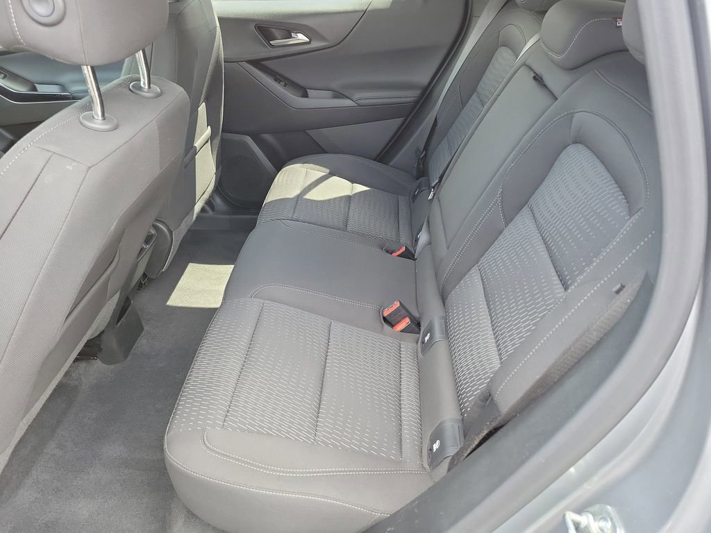 Used 2025 Chevrolet Equinox LT FWD image 14