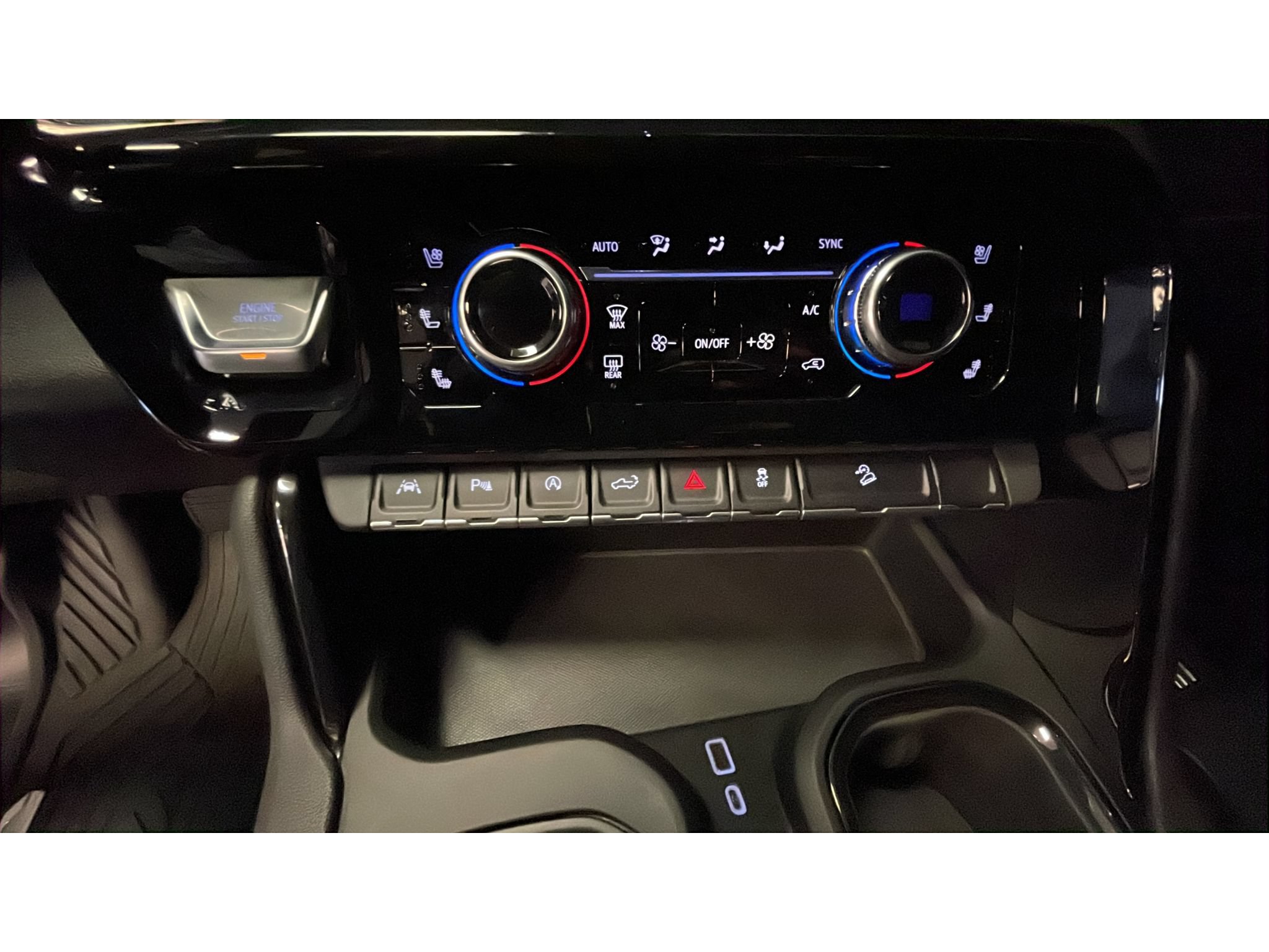 Used 2023 GMC Sierra 1500 AT4 w/ AT4 Preferred Package AWD/4WD image 14