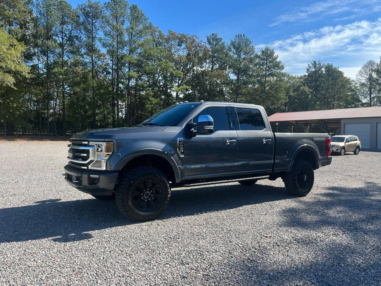 Used 2022 Ford F250 Platinum w/ Tremor Off-Road Package image 2