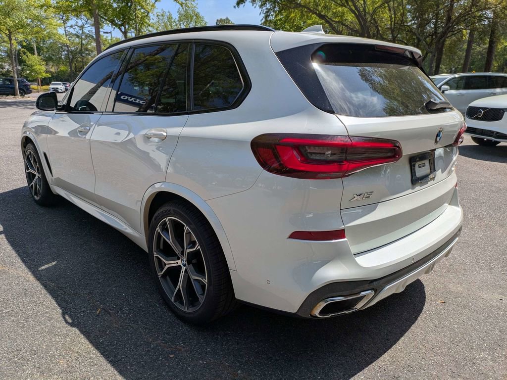 Used 2021 BMW X5 xDrive40i w/ M Sport Package image 6