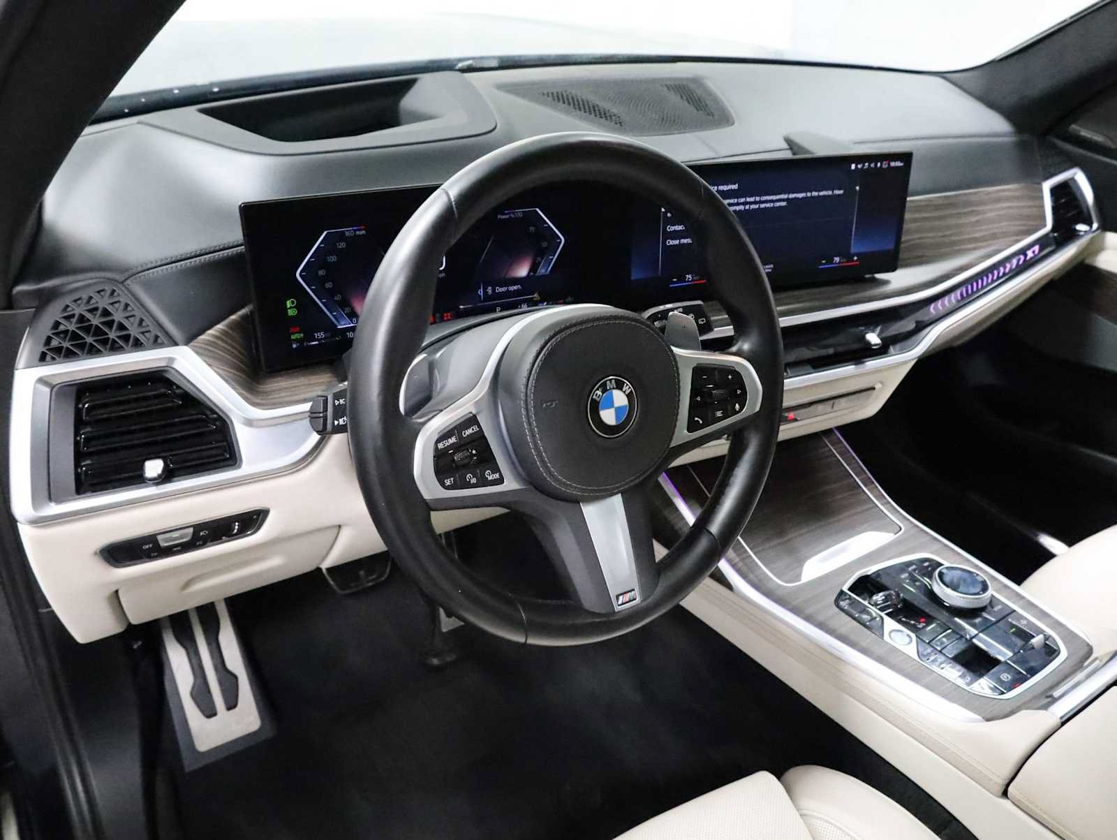Used 2023 BMW X7 xDrive40i AWD/4WD image 4