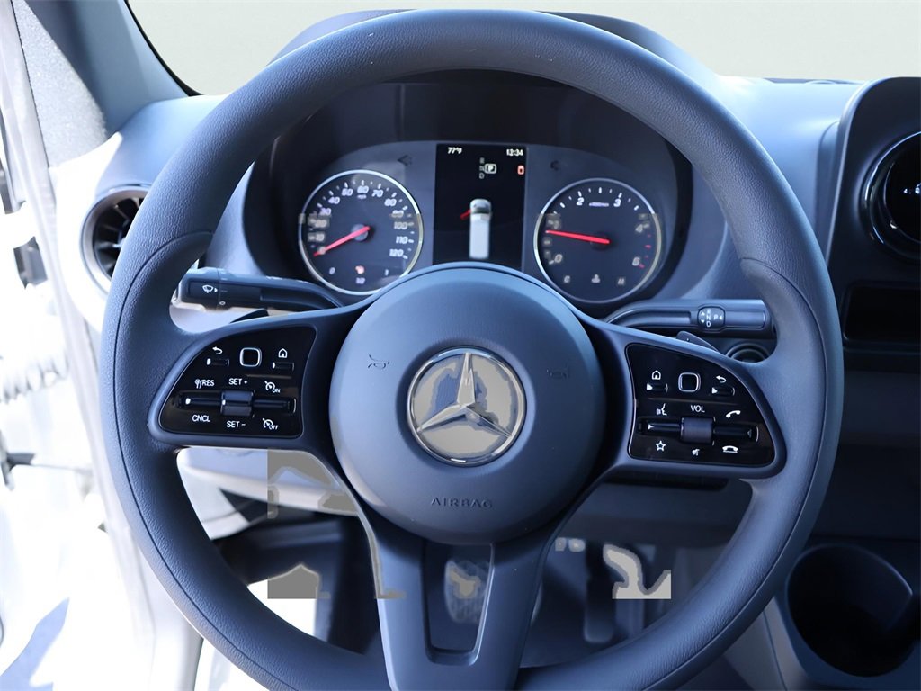 Used 2024 Mercedes-Benz Sprinter 3500 image 40