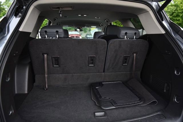 Used 2019 Buick Enclave Essence FWD image 25
