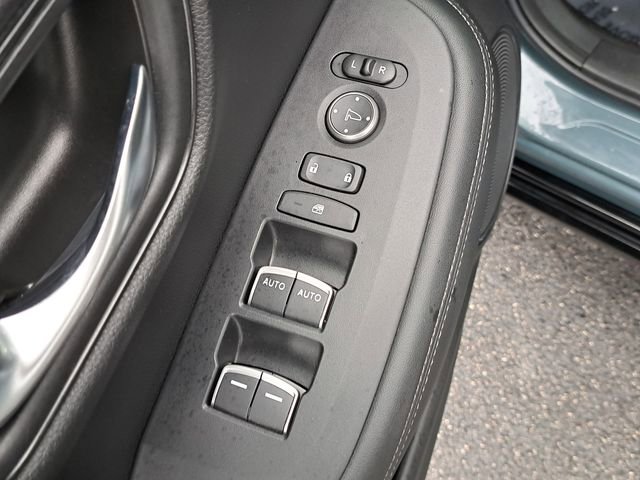 Certified 2024 Honda HR-V EX-L image 22