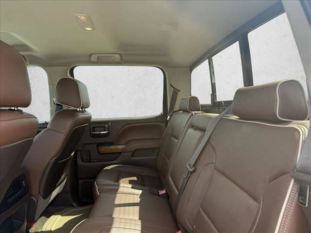 Used 2015 Chevrolet Silverado 1500 High Country w/ High Country Premium Package AWD/4WD image 18