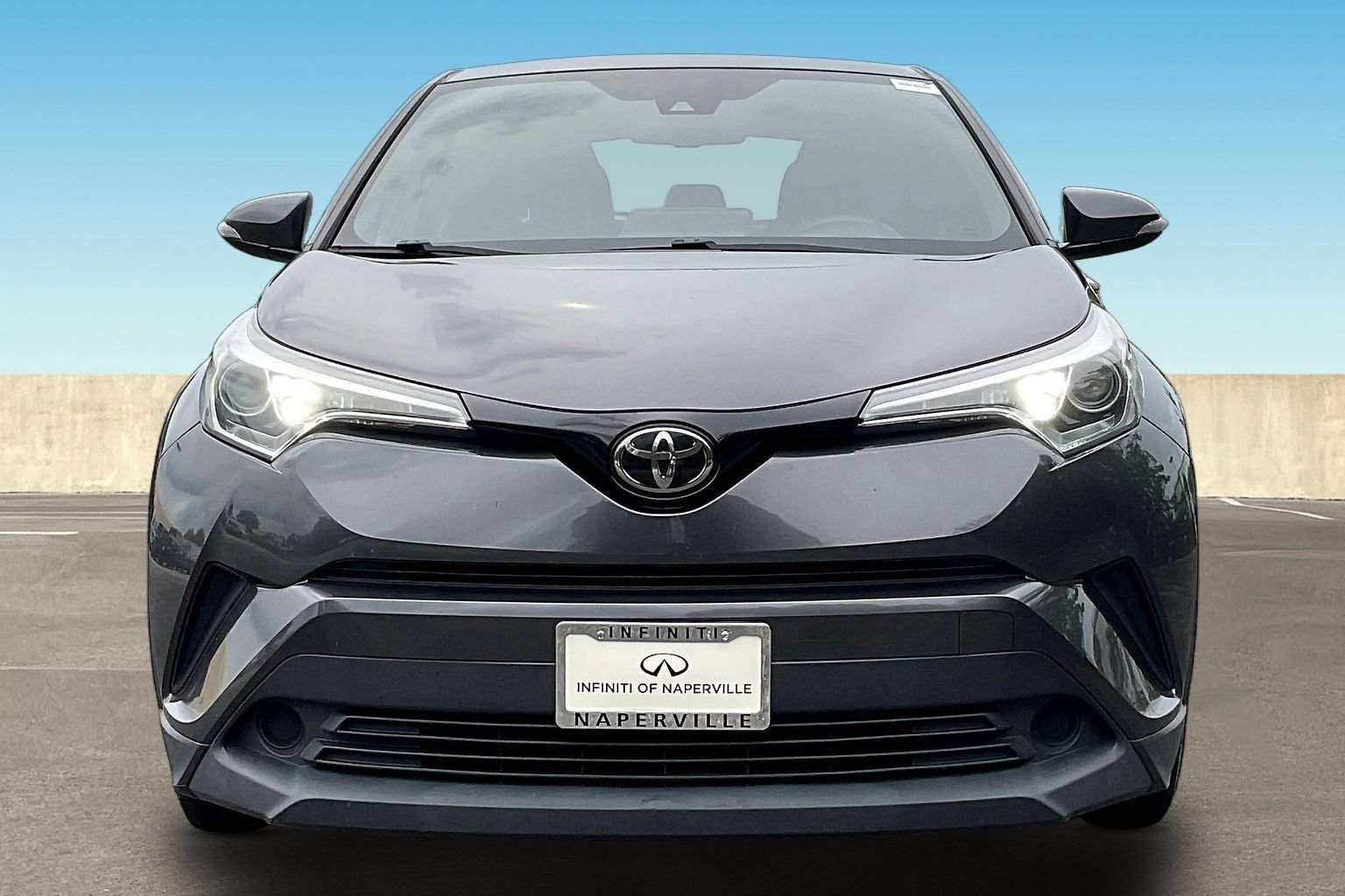 Used 2019 Toyota C-HR LE FWD image 2