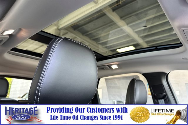 New 2025 Ford Escape SE image 14