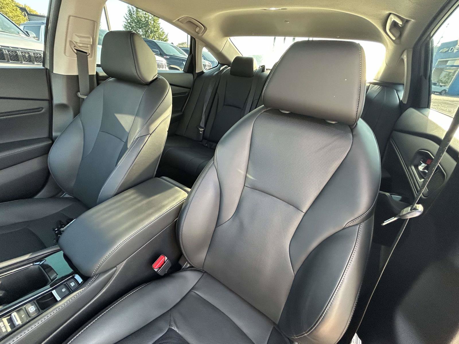 Used 2025 Honda Accord Touring image 18