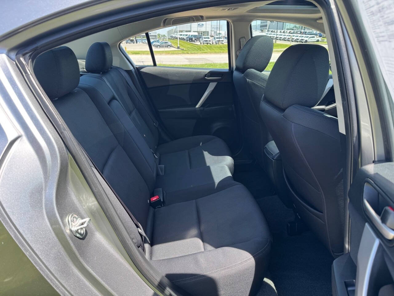 Used 2010 MAZDA MAZDA3 s Sport FWD image 13