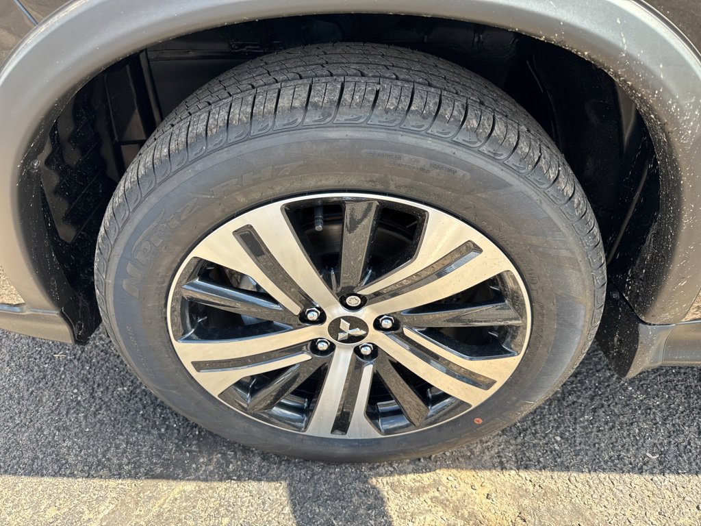 New 2027 Mitsubishi Outlander Sport SE FWD image 38