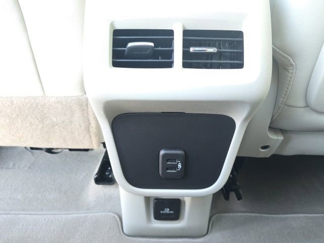 Used 2023 GMC Terrain Denali image 17