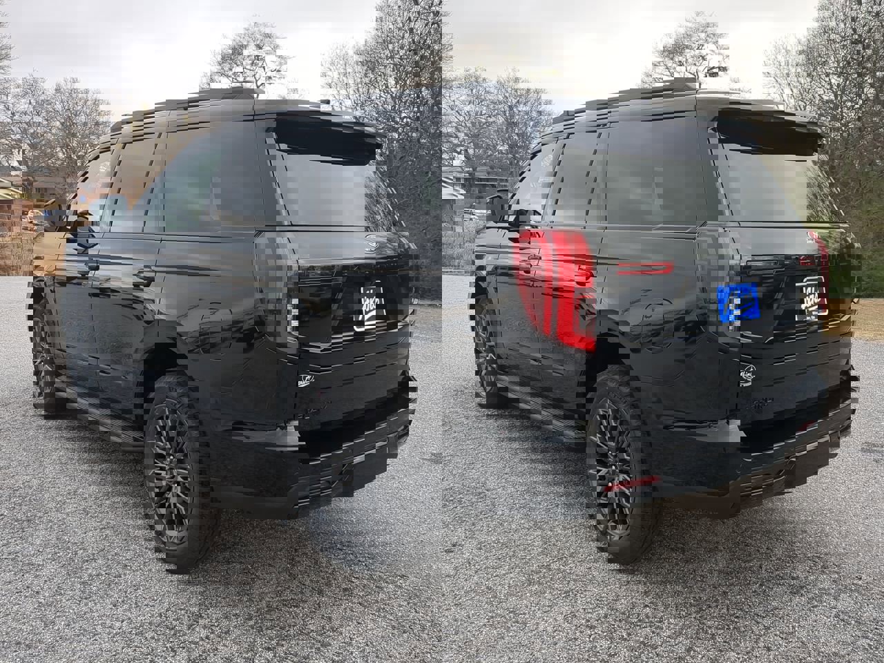 New 2026 Ford Expedition Platinum w/ Stealth Appearance Package image 5