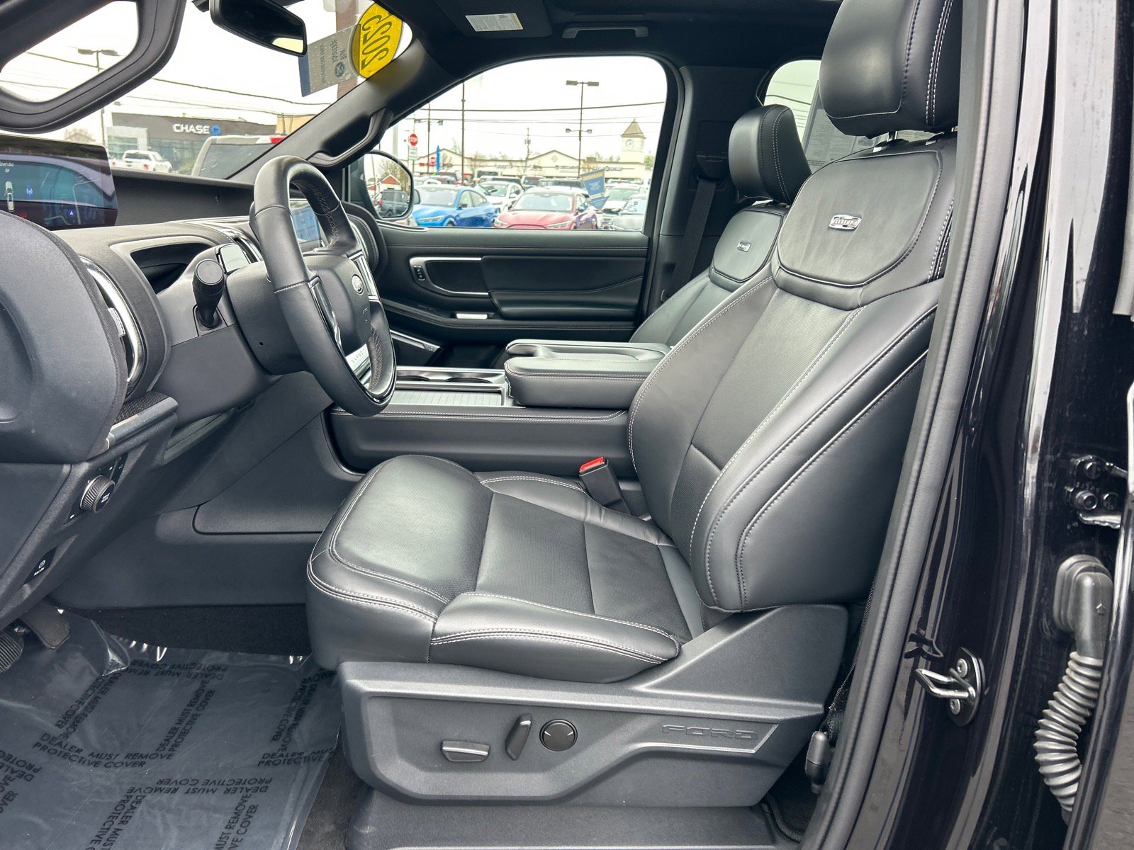 Certified 2025 Ford Expedition Max Platinum w/ Stealth Performance Package image 7