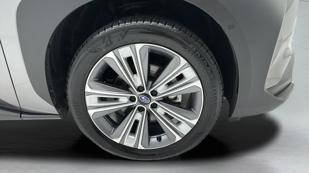 Used 2023 Subaru Solterra AWD image 8