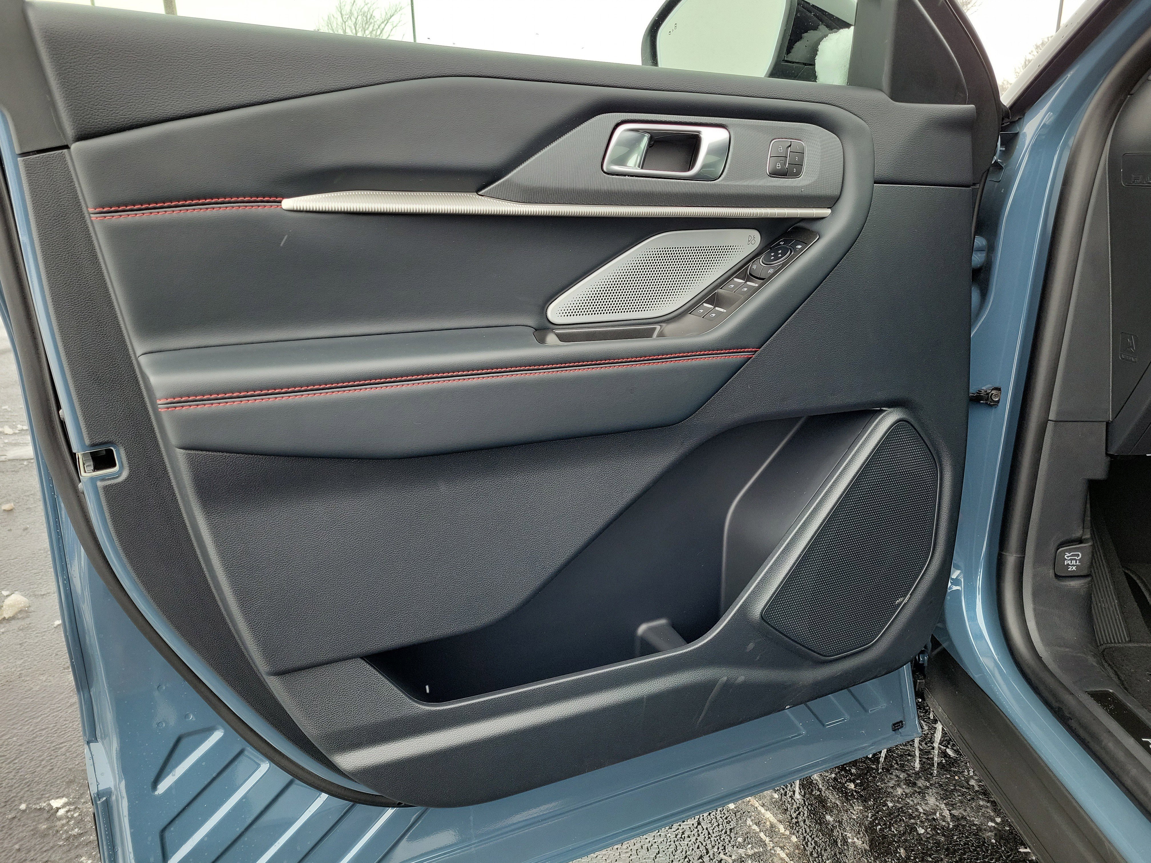 New 2026 Ford Explorer ST w/ Sun And Sound Package image 17