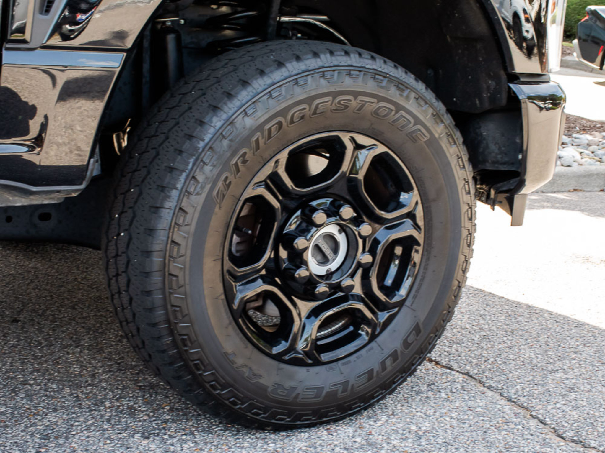 Certified 2025 Ford F350 XL w/ STX Appearance Package AWD/4WD image 8