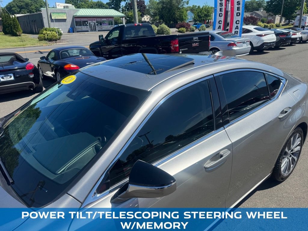 Used 2020 Lexus ES 350 w/ Premium Package FWD image 10