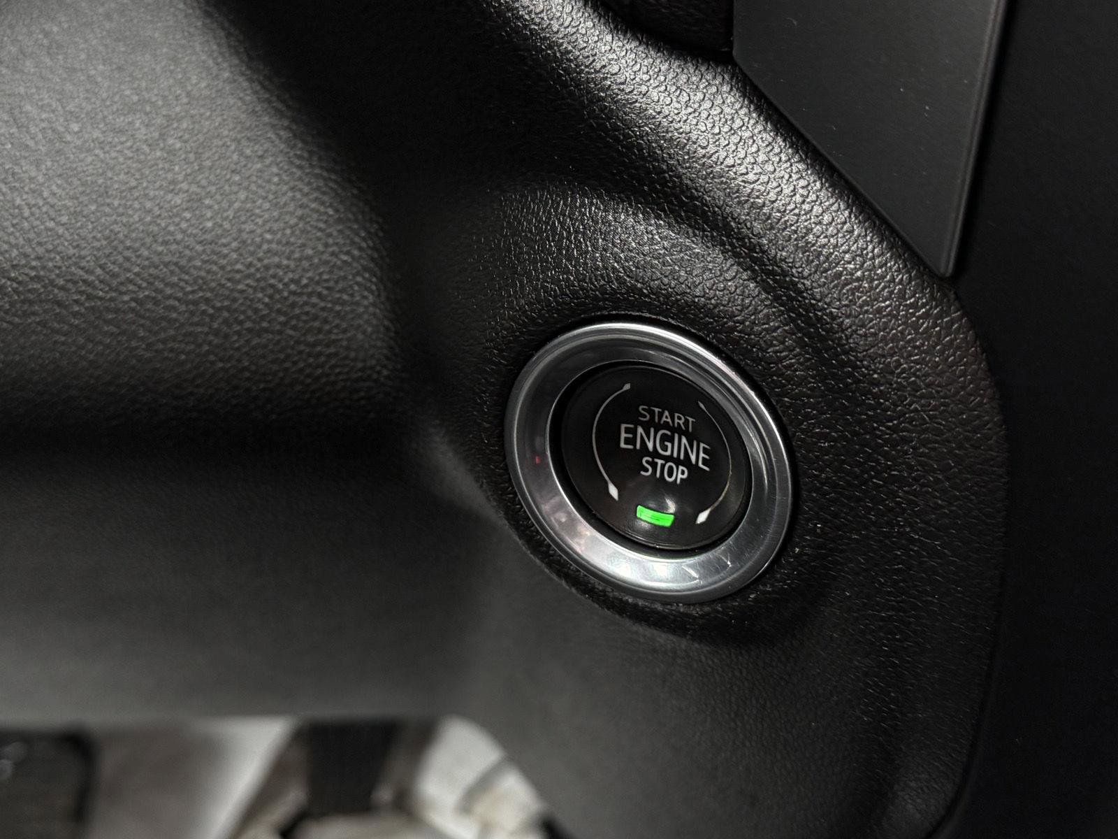 Used 2020 Chevrolet Silverado 2500 LTZ AWD/4WD image 19